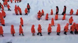 Kindergarten teachers build snow mazes for their students in northern China