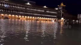 Venice flooded after barrier system not activated