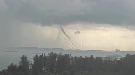 Singapore: Waterspout Spotted Along East Coast