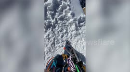 Stunning video shows the almost indescribable view from a picturesque beauty spot in the Mont Blanc Massif
