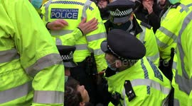 Hundreds attend London anti-vaccine protest