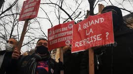 In Paris, restaurants, bistros and bars plead for work, aid