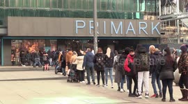 Berliners line up to go shopping as Germany prepares for a second round of lockdown