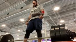 This semi-pro wrestler who ballooned to a staggering 565 pounds after his divorce has lost over 300 pounds, and he’s finally fit enough to get back in the ring