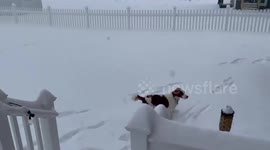 US: Winter Storm Gail Moves Into Northeast With Heavy Snow 3