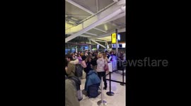 UK: Crowded Heathrow Airport As People Try To Fly Before Travel Ban 2