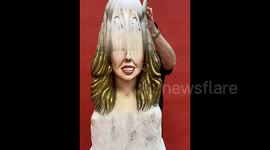 Thalia's sculpture is stretched beyond your imagination