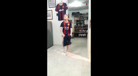 Talented 10-year-old Venezuelan juggles football while putting on pair of shorts
