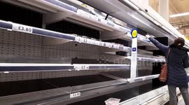 Panic buying continues at Tesco two days before Christmas despite rationing measures