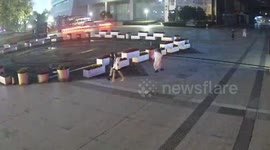 Man arrested for pretending to be a ghost and frightening passersby in China