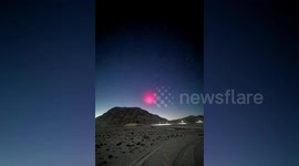 Strange red light spotted in sky in northern China