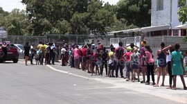 On Christmas Eve, one Cape Town resident cooks up a storm for poverty-stricken locals affected by gang violence