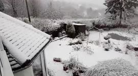 UK: Snow And Ice Warnings Raised As Temperatures Drop Following Storm Bella’s Weekend Onslaught 5
