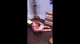 Dad pranks daughter with fake Christmas present every year
