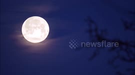 2020's final full 'Cold Moon' captured above the clear skies of Kent, UK