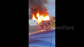Las Vegas tire shop catches fire, multiple injuries reported