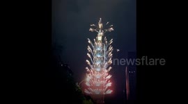 Taiwan: Amazing Countdown Fireworks At Taipei 101 To Welcome 2021