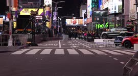 New York: Times Square quiet on New Year's Eve as most revelers are kept away
