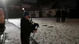 Lone Piper brings in the New year
