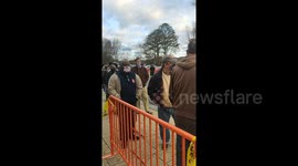 Voters in Georgia line up for early voting runoffs