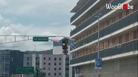 Amazing juggling Performance on Streets of Caracas, Venezuela