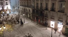 Filomena storm closes Madrid in snowy scene