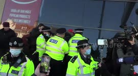 Police arrest protester at London anti-lockdown demonstration