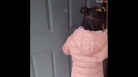 Single Dad Surprised His Daughter With Christmas Gifts