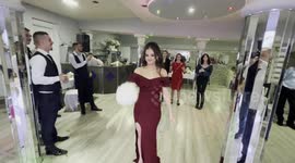 Fails bride was hit by flowers in the head