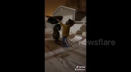 Hilarious Canadian man whips through wind with trash bag system