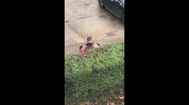 justeat driver refused to deliver my food and ate it outside my house