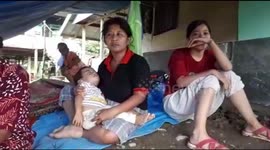 Indonesia Quake: residents of destroyed homes move into shelters
