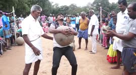 Local competitors in southern India vie for stone-lifting crown