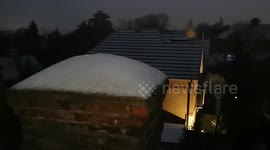 Finally Some Snow In London To Wake Up Too