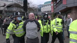 Police clash with anti-lockdown protesters in Birmingham city centre