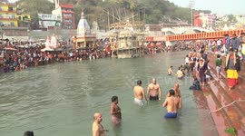 Thousands of pilgrims line Indian river as 'largest religious festival' begins