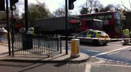 cyclist v car/bus on kennington park road
