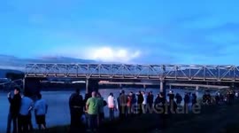 I5 Bridge over Skagit River Collapses near Mt Vernon WA, searching for survivors