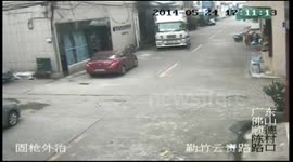 83-year-old woman survives truck accident - longer version
