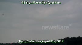 F18 SuperHornet High speed pass with Prandtl–Glauert Singularity cone visible