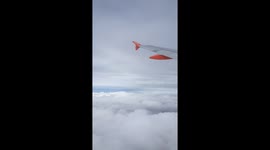 Time lapsed flight approach to Manchester.