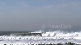 US: Santa Ana Winds Bring High Waves To Southern California