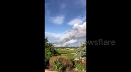 Australia: Huge Bushfire Smoke Rises Over Adelaide Suburbs In South Australia 2