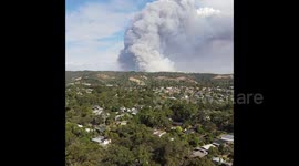 Smoke from huge bushfire rises over Adelaide suburbs