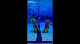 Slovak tiktokers fail underwater