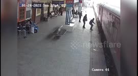 Narrow Escape;  Man survives as fell from moving train in Northern india