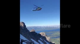 Skillful helicopter pilot dramatically rescues young man in Patagonia
