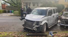 Portland Oregon crash car hit pedestrians