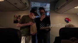 100-year-old World War II veteran honored on birthday during Southwest Airlines flight
