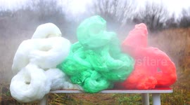 YouTuber makes multi-coloured 'elephant toothpaste' in foam experiment